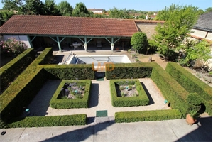maison bourgeoise à la vente -   17400  SAINT JEAN D ANGELY, surface 217 m2 vente maison bourgeoise - UBI483921050